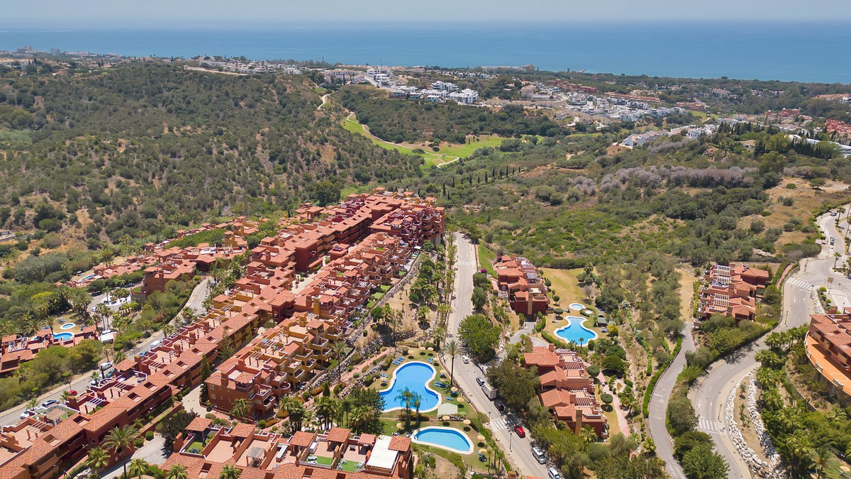 2 Bed Apartment for sale in Reserva De Marbella Costa Del Sol, Málaga, Spain
