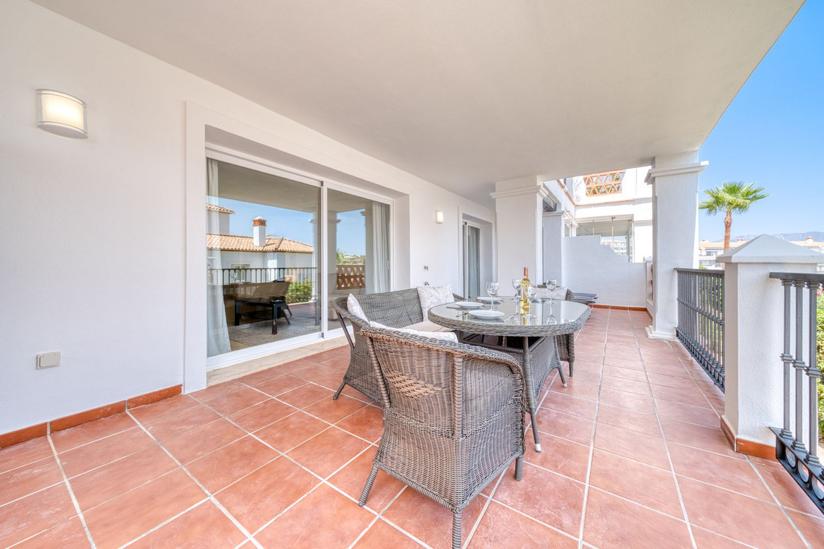 2 Bed Apartment for sale in Calahonda Costa Del Sol, Málaga, Spain