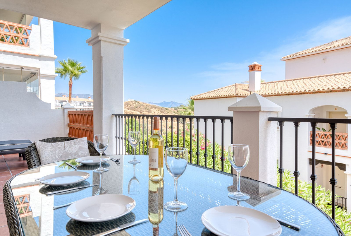 2 Bed Apartment for sale in Calahonda Costa Del Sol, Málaga, Spain