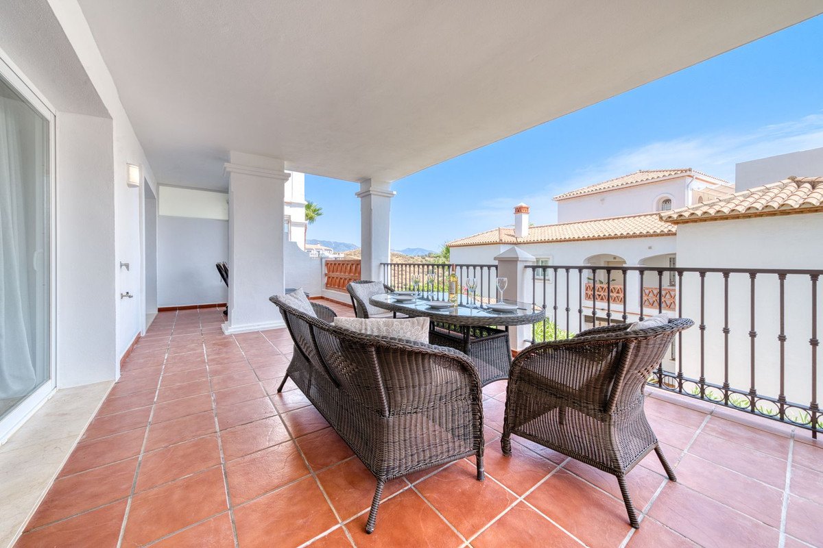2 Bed Apartment for sale in Calahonda Costa Del Sol, Málaga, Spain