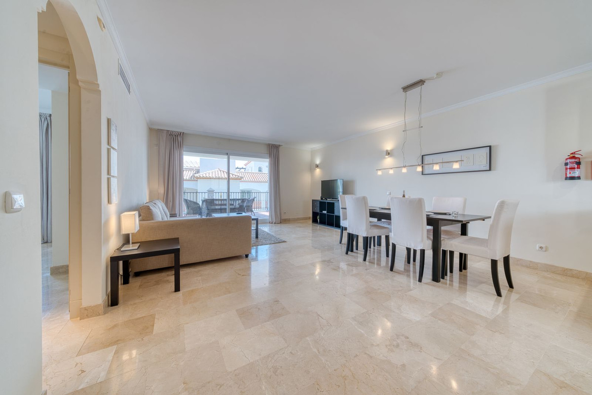 2 Bed Apartment for sale in Calahonda Costa Del Sol, Málaga, Spain
