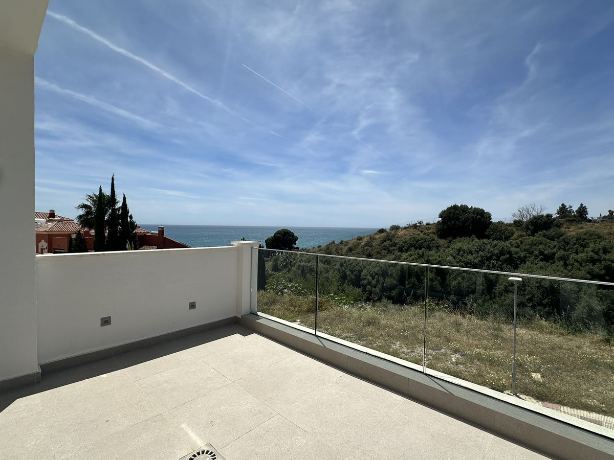 3 Bed Townhouse for sale in Torrequebrada Costa Del Sol, Málaga, Spain