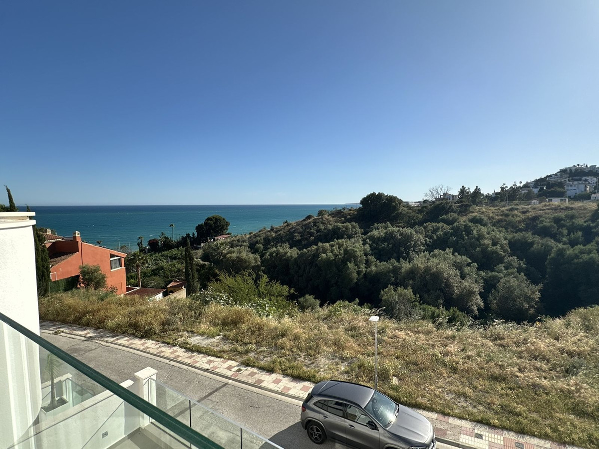 3 Bed Townhouse for sale in Torrequebrada Costa Del Sol, Málaga, Spain