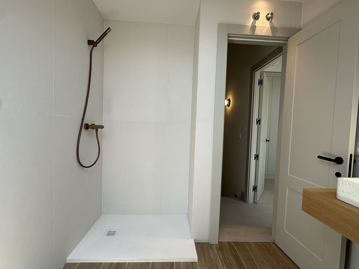 3 Bed Townhouse for sale in Torrequebrada Costa Del Sol, Málaga, Spain
