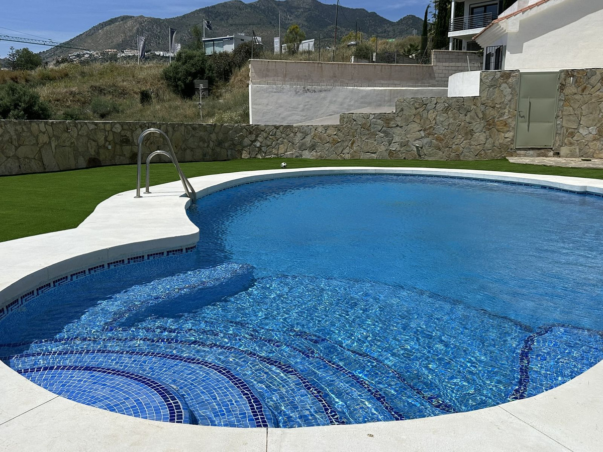 3 Bed Townhouse for sale in Torrequebrada Costa Del Sol, Málaga, Spain