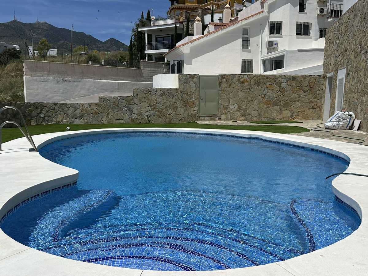 3 Bed Townhouse for sale in Torrequebrada Costa Del Sol, Málaga, Spain