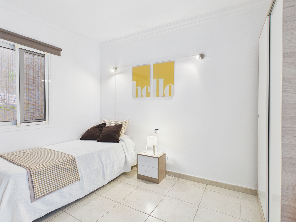 Se vende Apartamento Planta Baja de 2 dormitorios en Costa Del Sol, Málaga, España