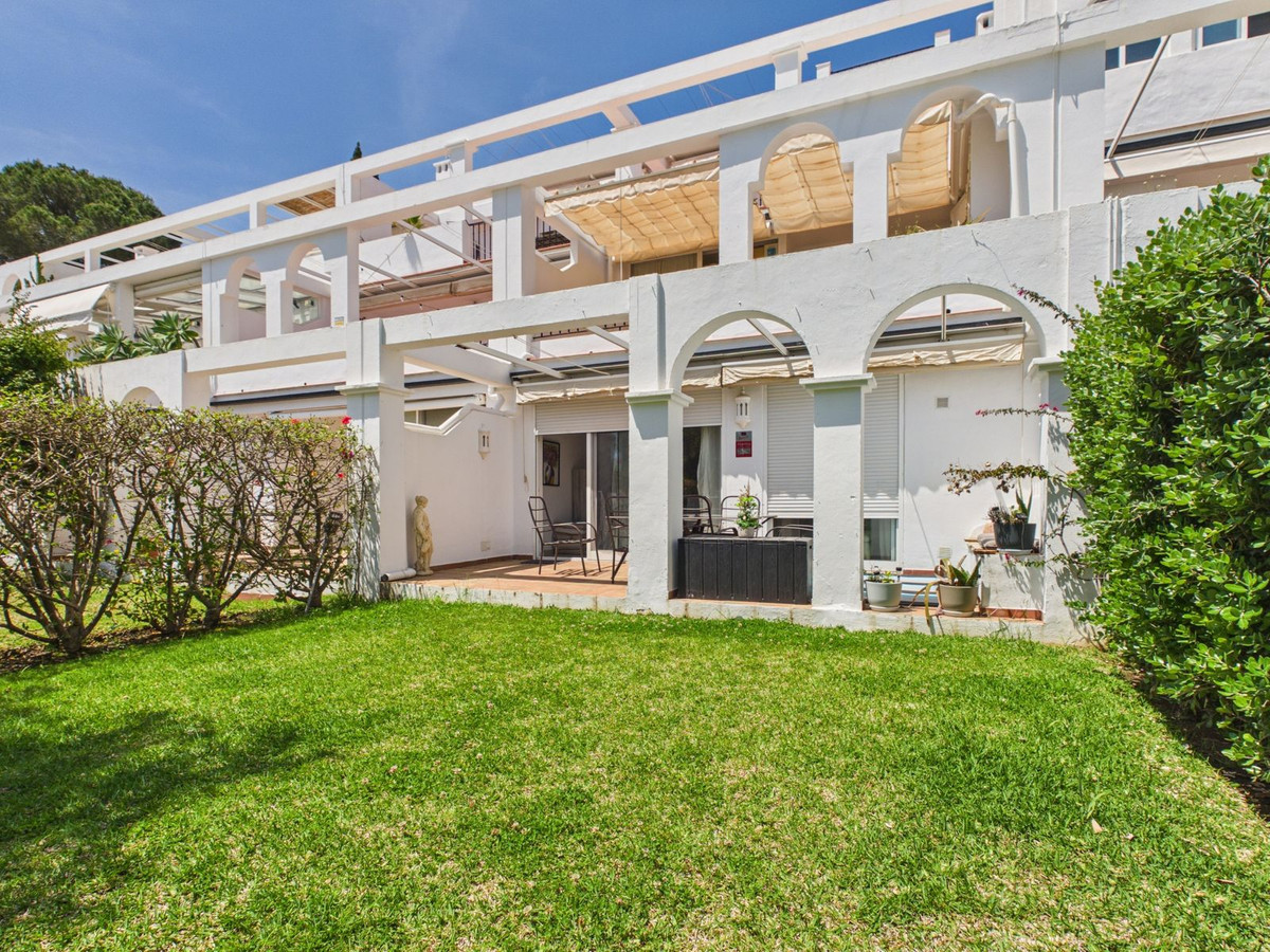 Se vende Apartamento Planta Baja de 2 dormitorios en Costa Del Sol, Málaga, España
