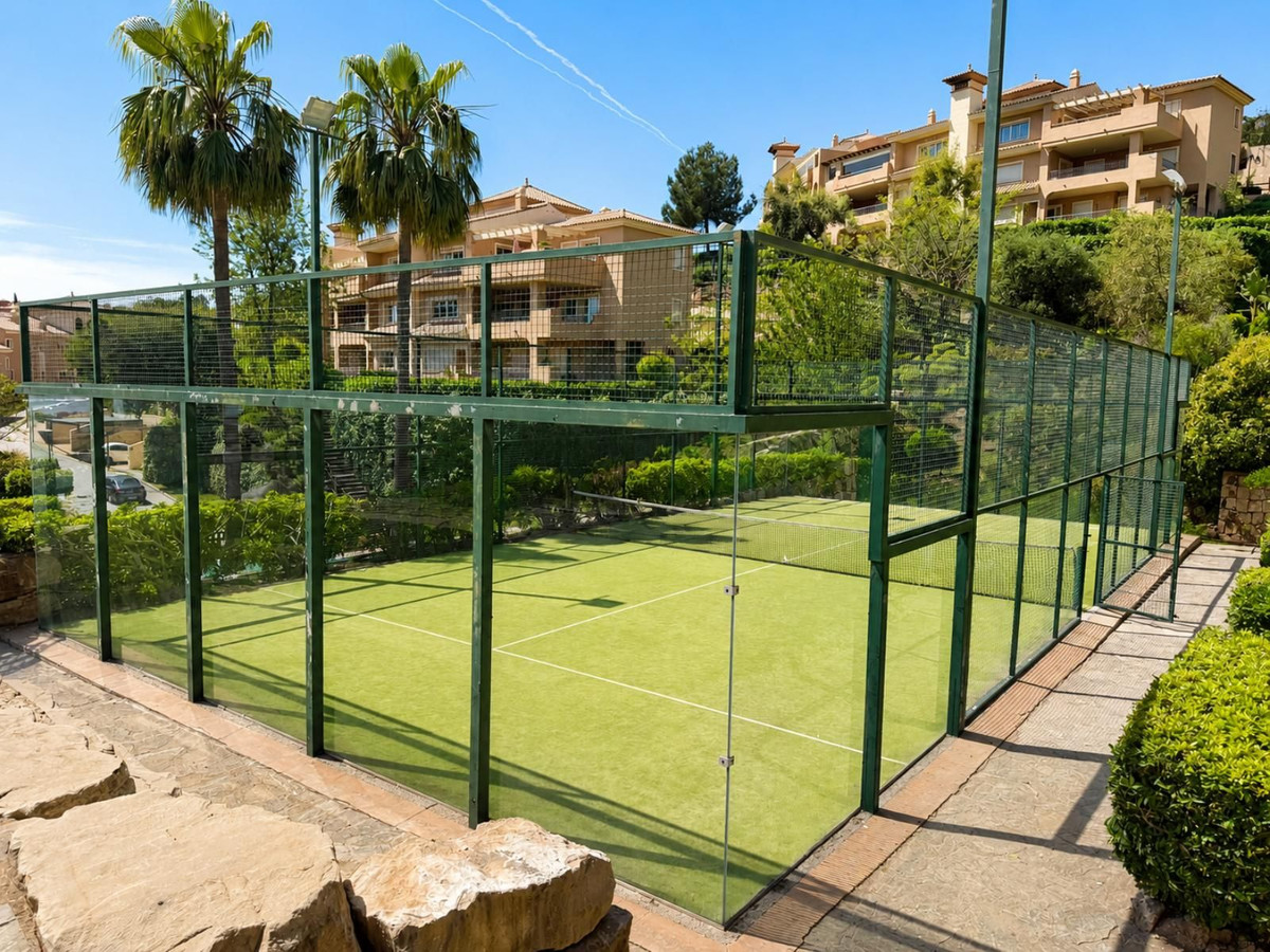 2 Bed Apartment for sale in La Mairena Costa Del Sol, Málaga, Spain