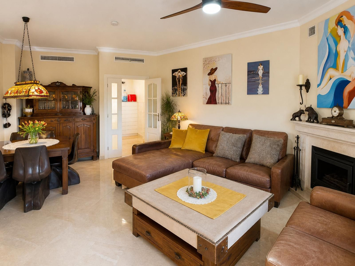 2 Bed Apartment for sale in La Mairena Costa Del Sol, Málaga, Spain