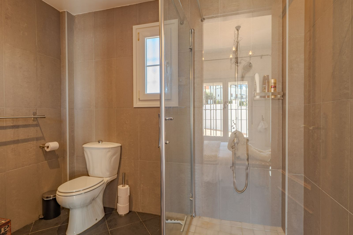 4 Bed Townhouse for sale in Alhaurín El Grande Costa Del Sol, Málaga, Spain
