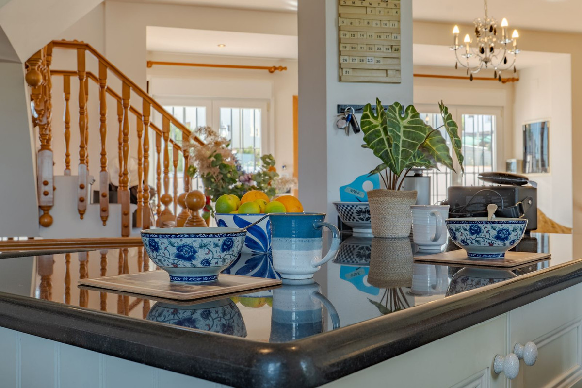 4 Bed Townhouse for sale in Alhaurín El Grande Costa Del Sol, Málaga, Spain