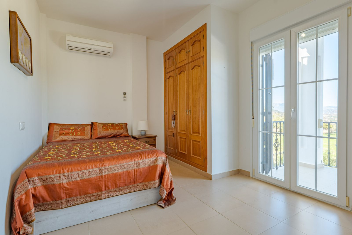 4 Bed Townhouse for sale in Alhaurín El Grande Costa Del Sol, Málaga, Spain