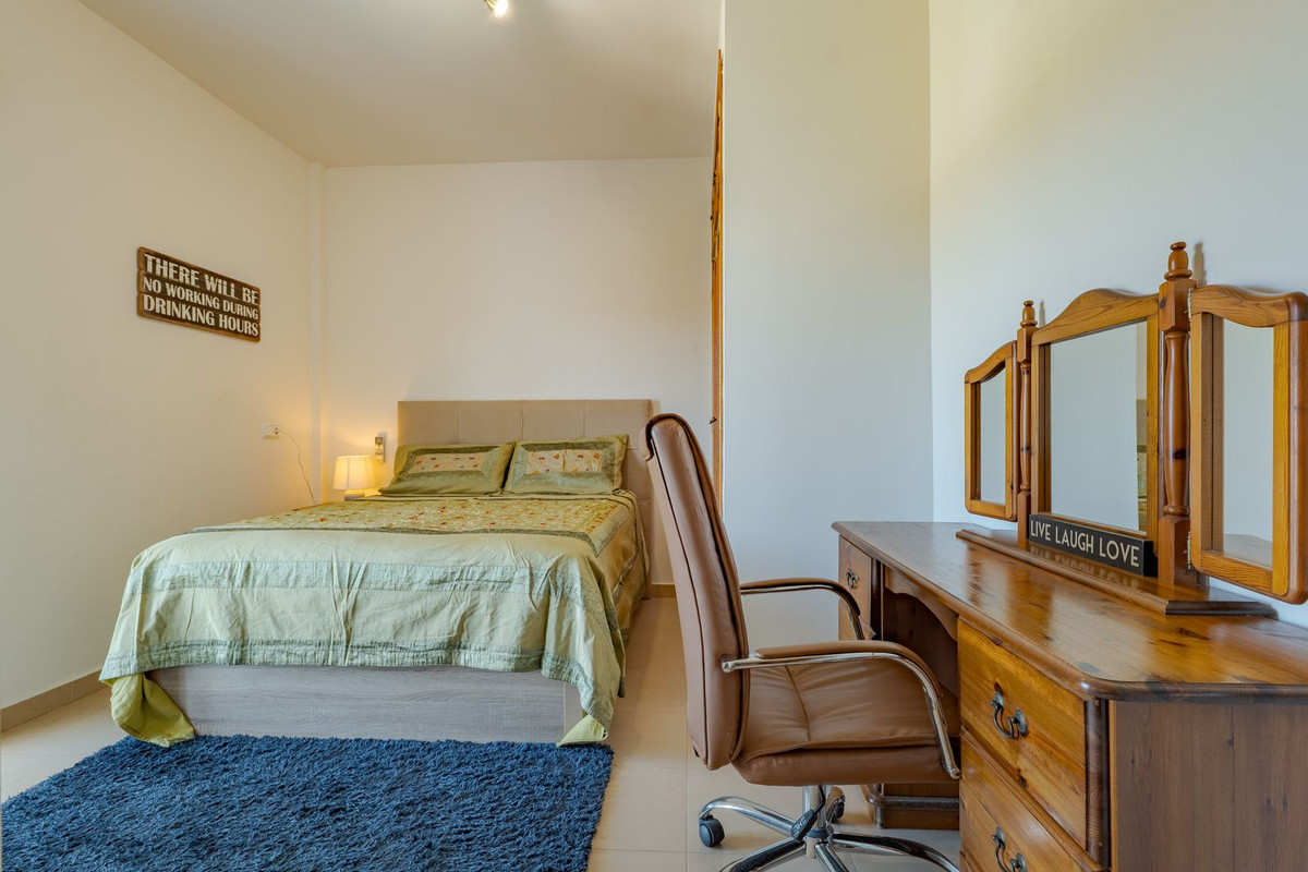 4 Bed Townhouse for sale in Alhaurín El Grande Costa Del Sol, Málaga, Spain