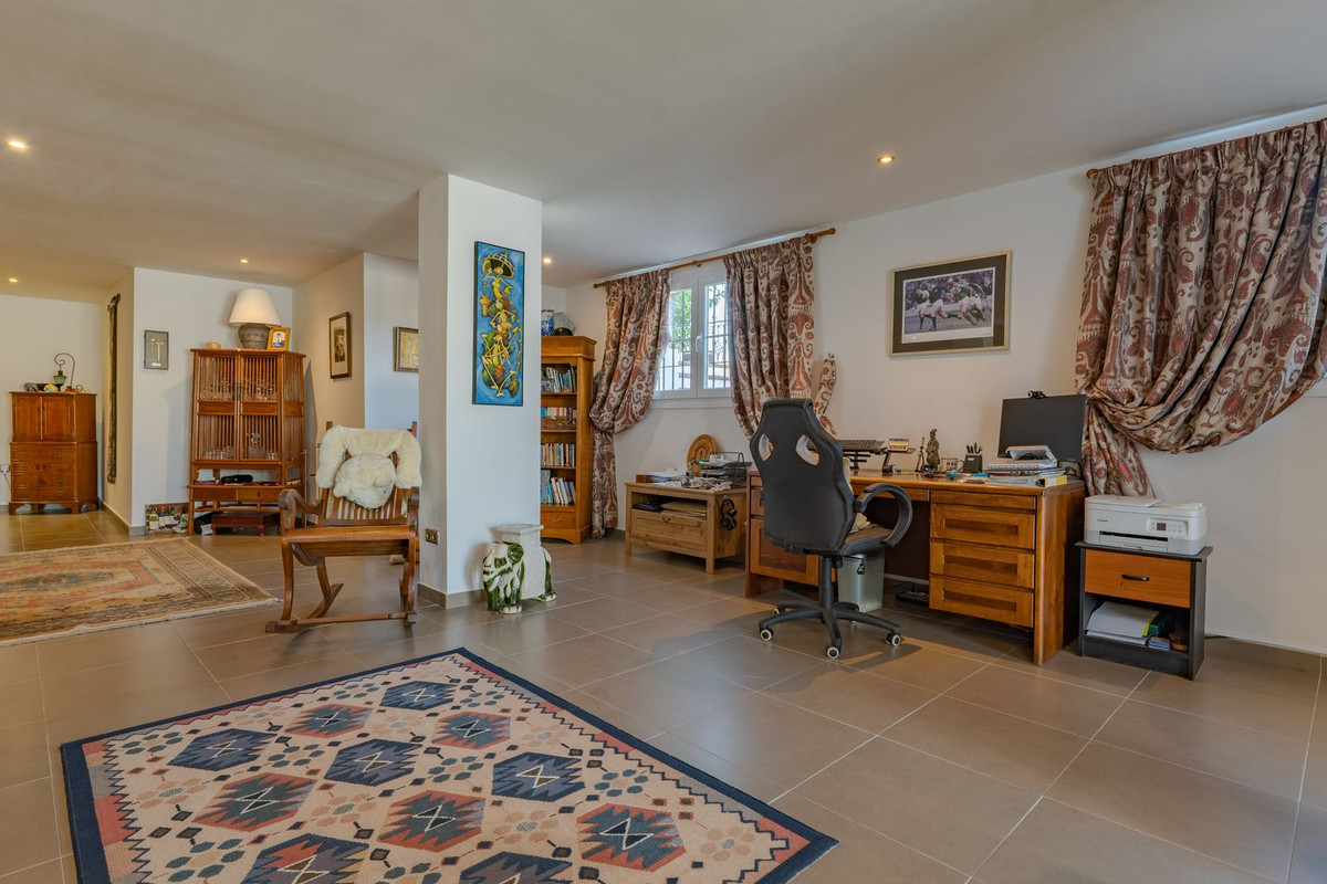 4 Bed Townhouse for sale in Alhaurín El Grande Costa Del Sol, Málaga, Spain
