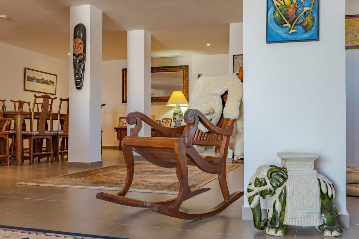 4 Bed Townhouse for sale in Alhaurín El Grande Costa Del Sol, Málaga, Spain