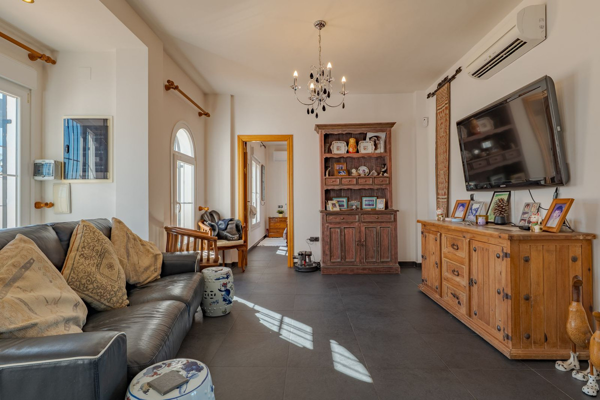 4 Bed Townhouse for sale in Alhaurín El Grande Costa Del Sol, Málaga, Spain