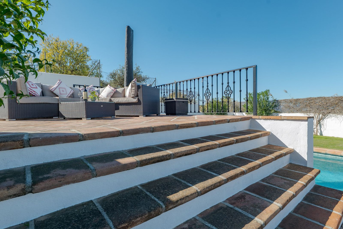 4 Bed Townhouse for sale in Alhaurín El Grande Costa Del Sol, Málaga, Spain