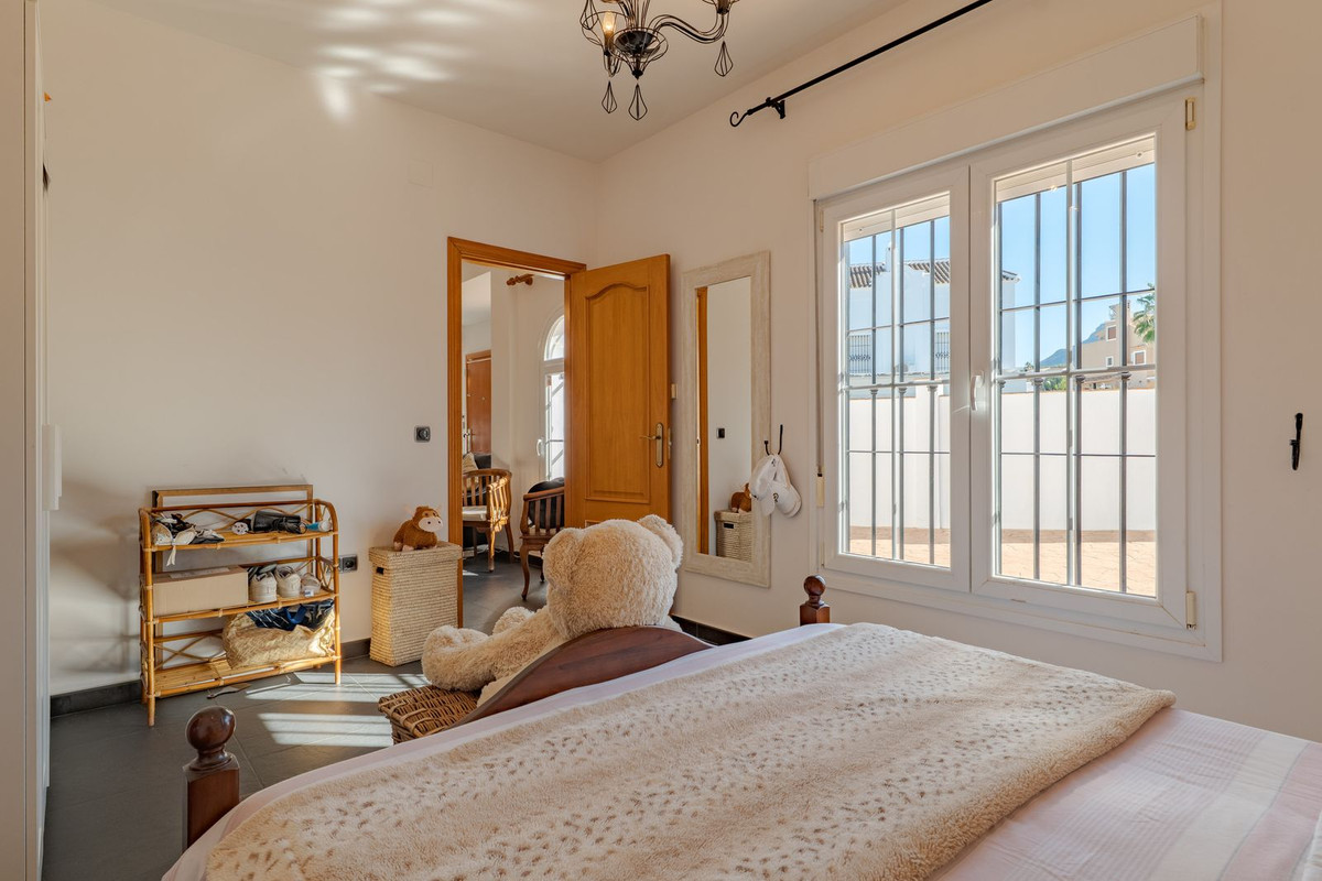 4 Bed Townhouse for sale in Alhaurín El Grande Costa Del Sol, Málaga, Spain