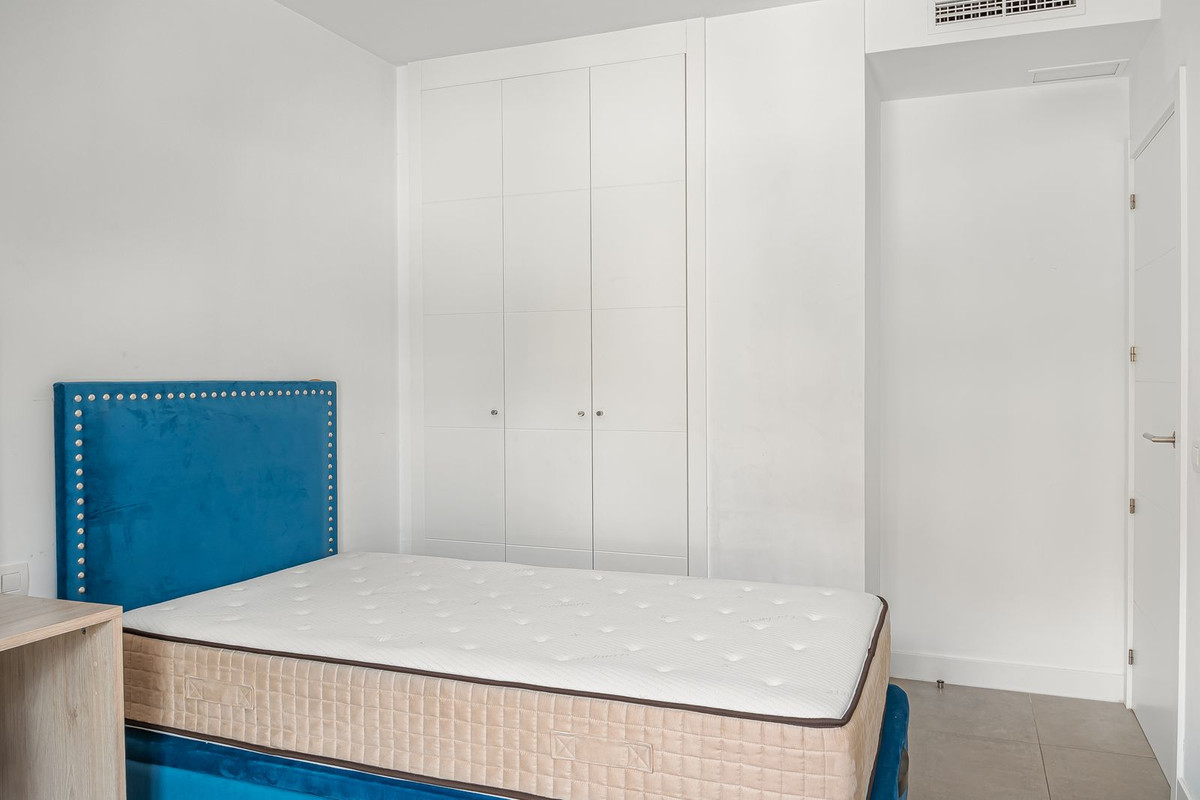 3 Bed Apartment for sale in Benalmadena Costa Costa Del Sol, Málaga, Spain
