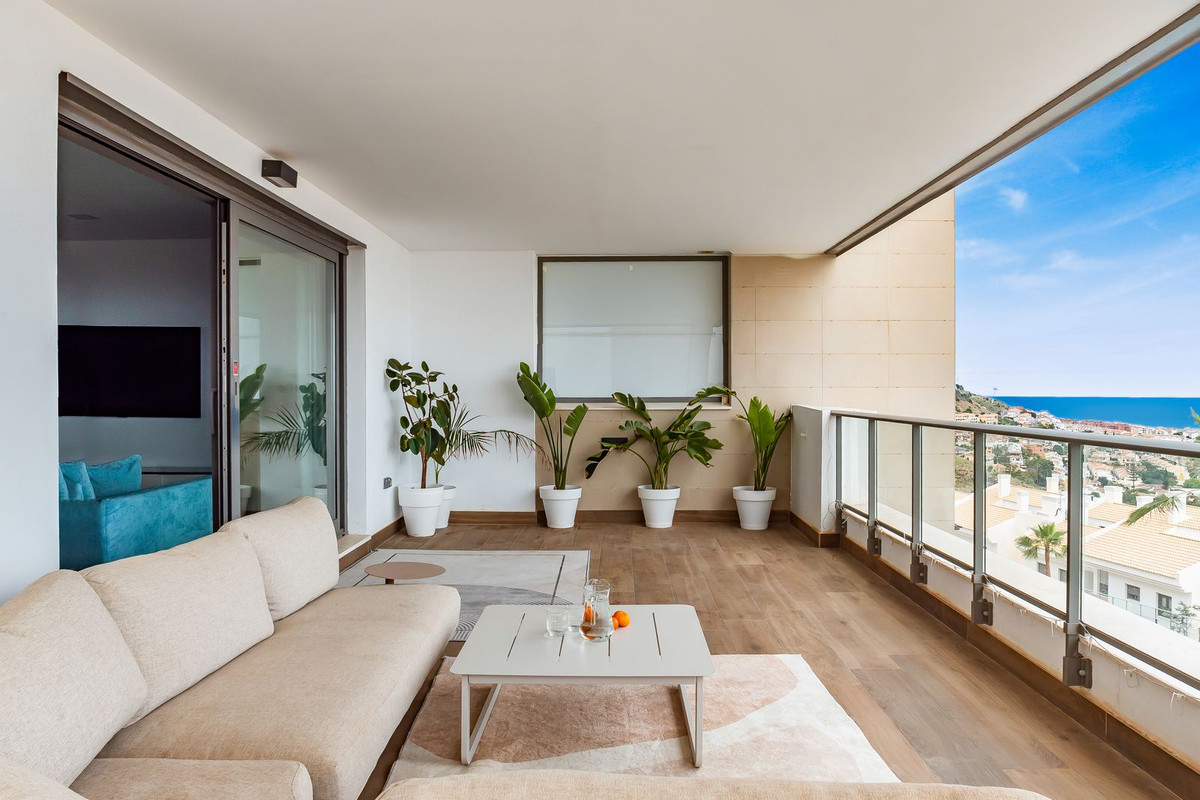 3 Bed Apartment for sale in Benalmadena Costa Costa Del Sol, Málaga, Spain