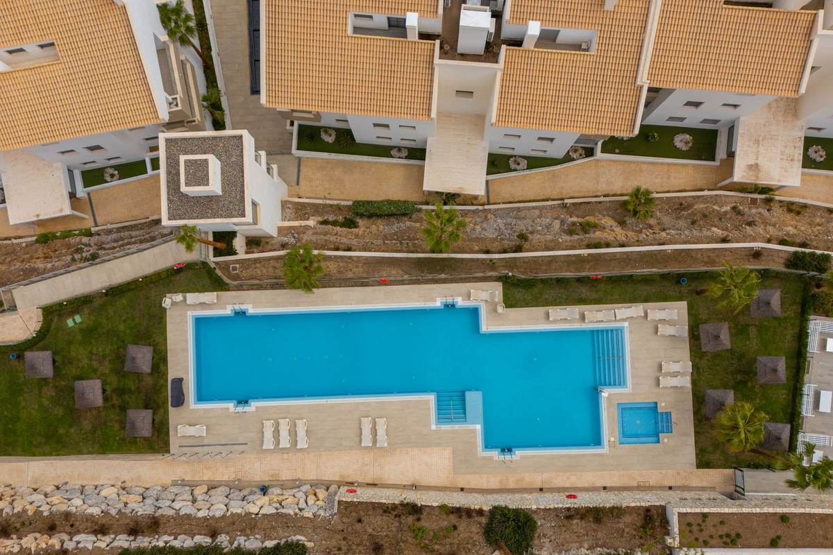 3 Bed Apartment for sale in Benalmadena Costa Costa Del Sol, Málaga, Spain