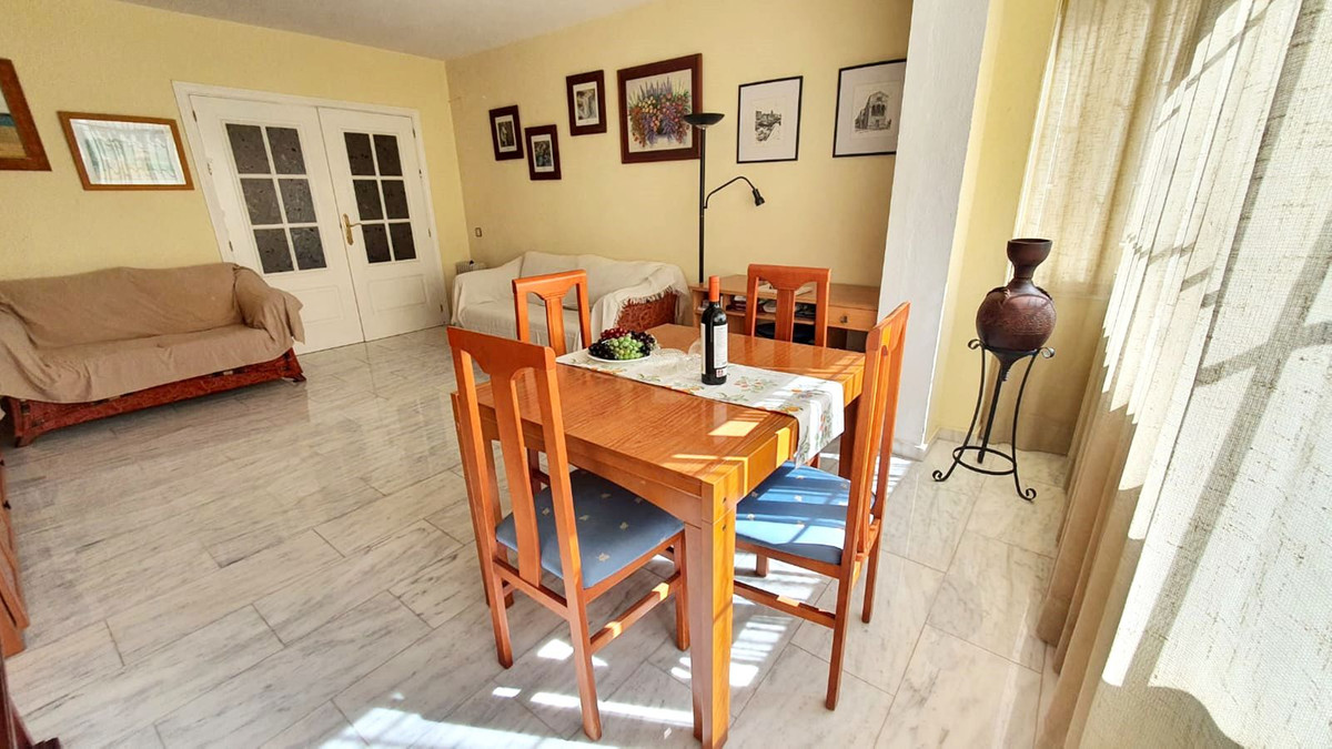 Se vende Apartamento en Planta Última de 3 dormitorios en Costa Del Sol, Málaga, España