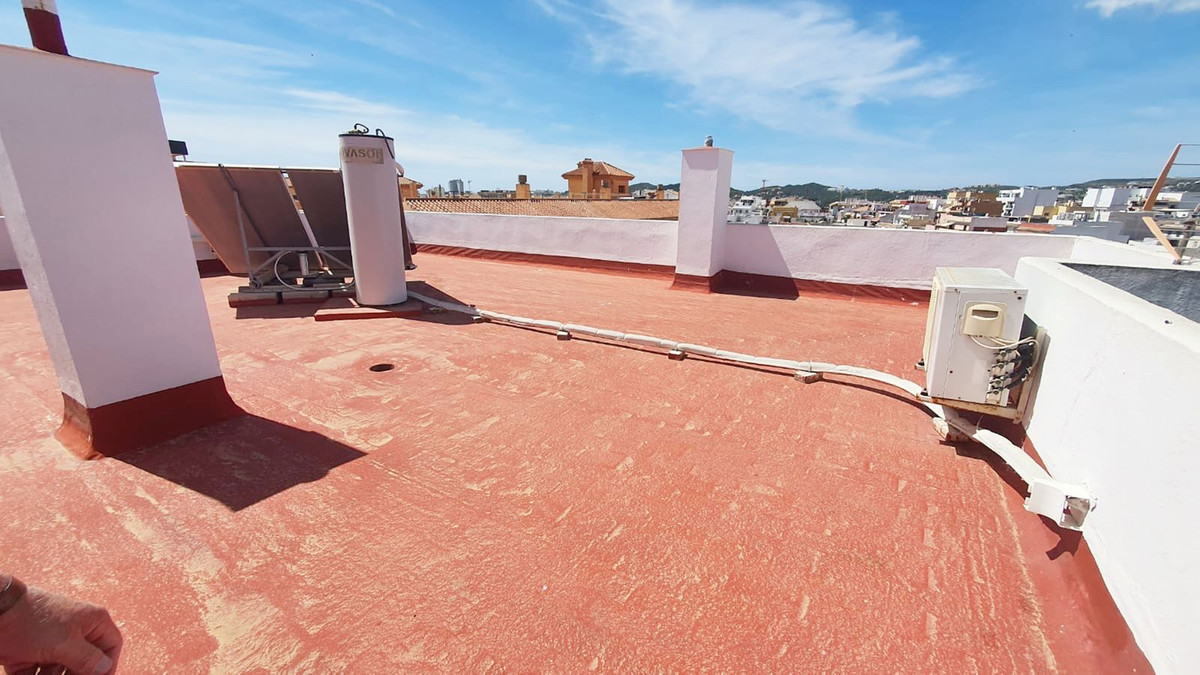 Se vende Apartamento en Planta Última de 3 dormitorios en Costa Del Sol, Málaga, España