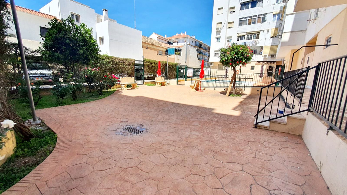 Se vende Apartamento en Planta Última de 3 dormitorios en Costa Del Sol, Málaga, España
