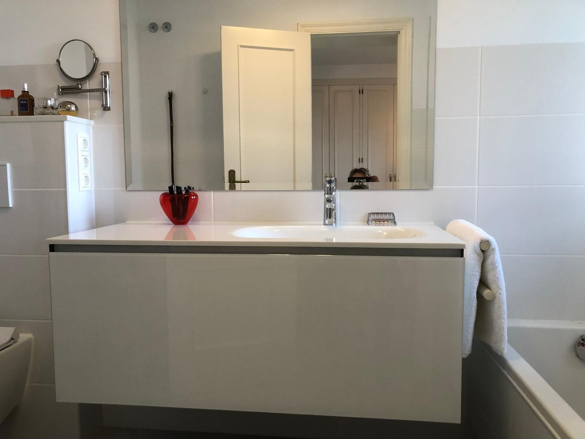 Se vende Apartamento Planta Baja de 2 dormitorios en Costa Del Sol, Málaga, España