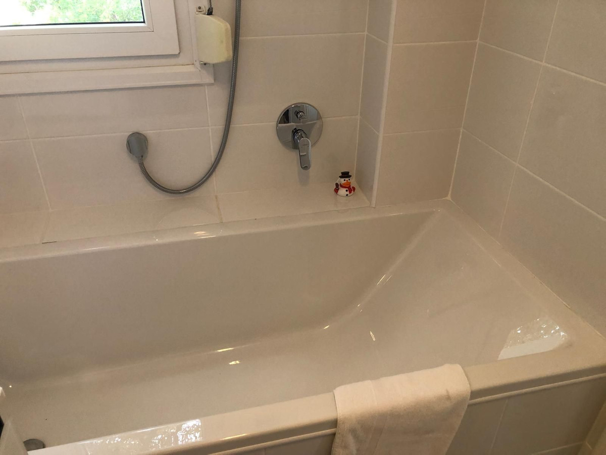 Se vende Apartamento Planta Baja de 2 dormitorios en Costa Del Sol, Málaga, España