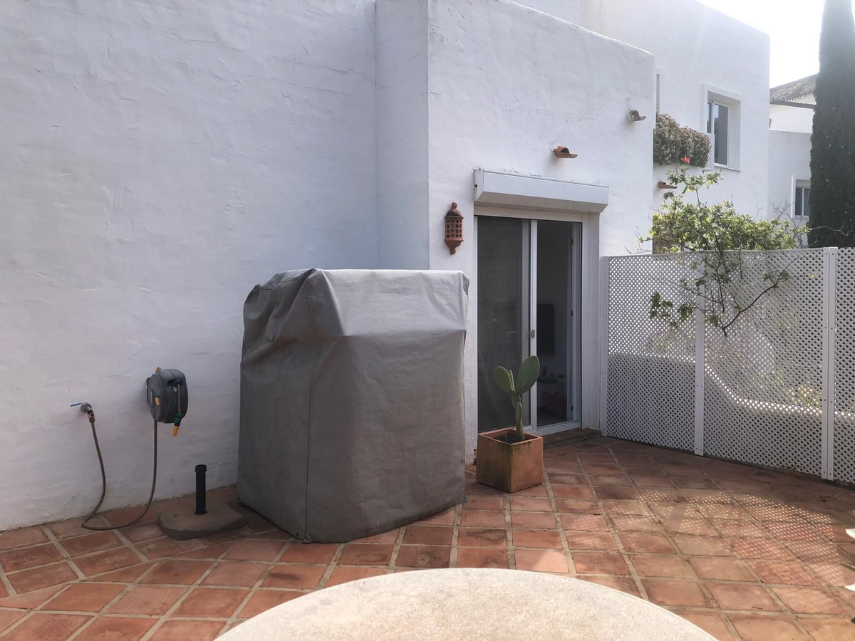 Se vende Apartamento Planta Baja de 2 dormitorios en Costa Del Sol, Málaga, España