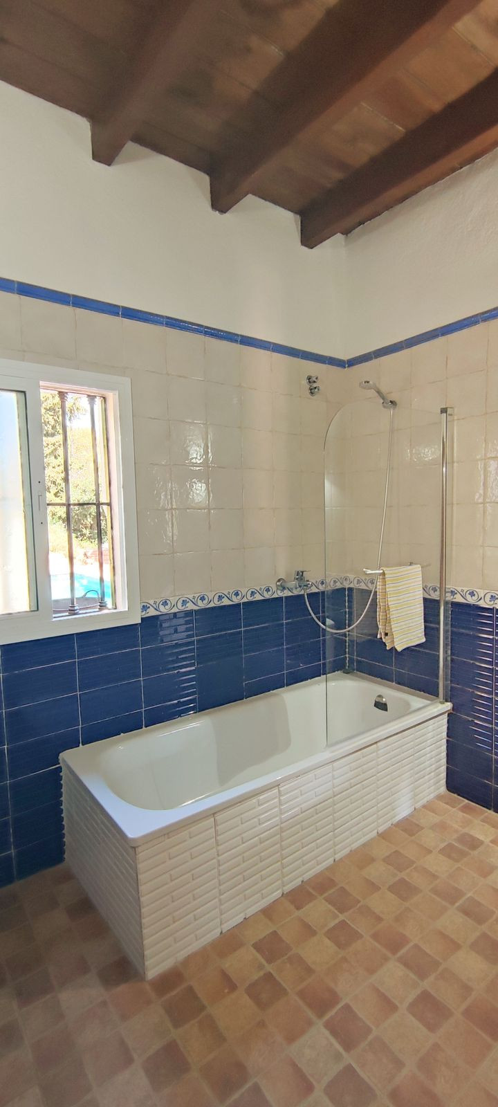 Se vende Finca - Cortijo de 4 dormitorios en Costa Del Sol, Málaga, España