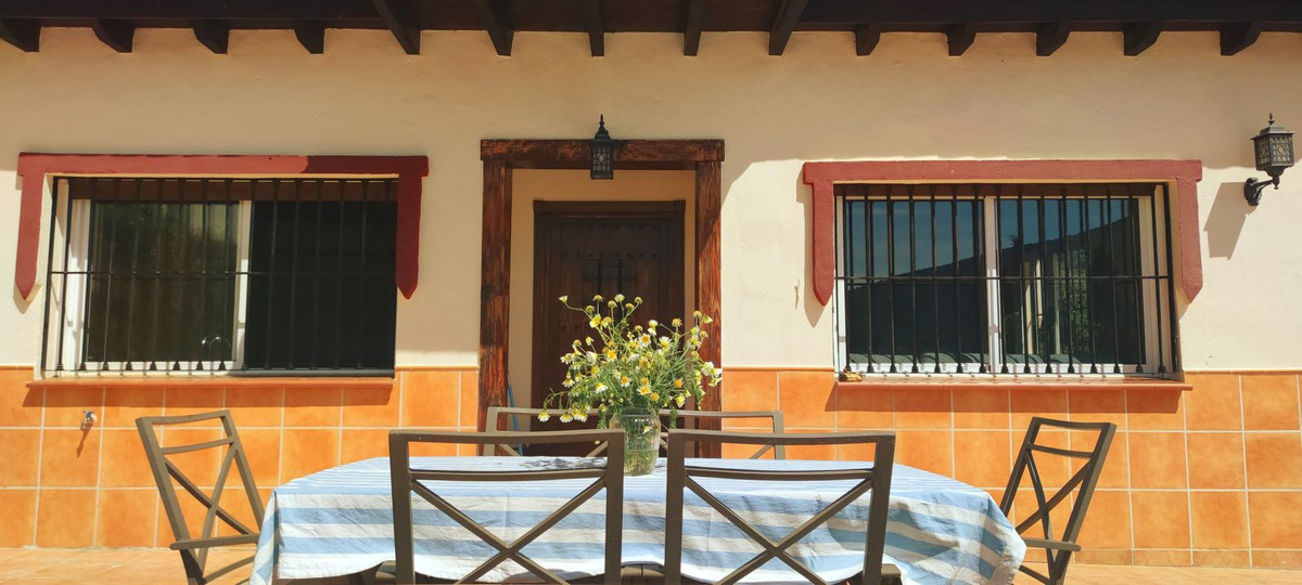 Se vende Finca - Cortijo de 4 dormitorios en Costa Del Sol, Málaga, España