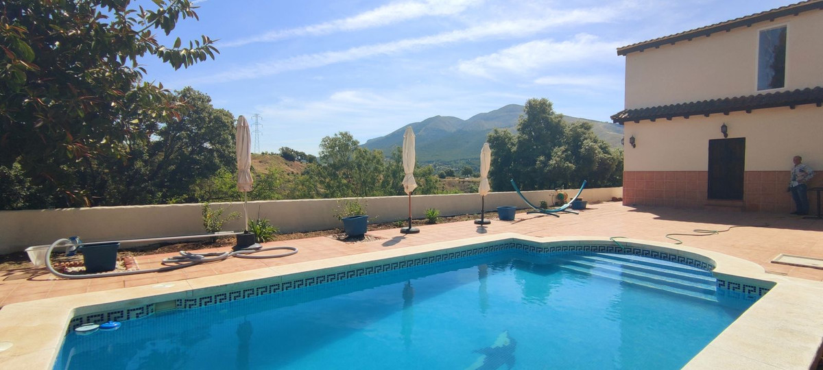 Se vende Finca - Cortijo de 4 dormitorios en Costa Del Sol, Málaga, España