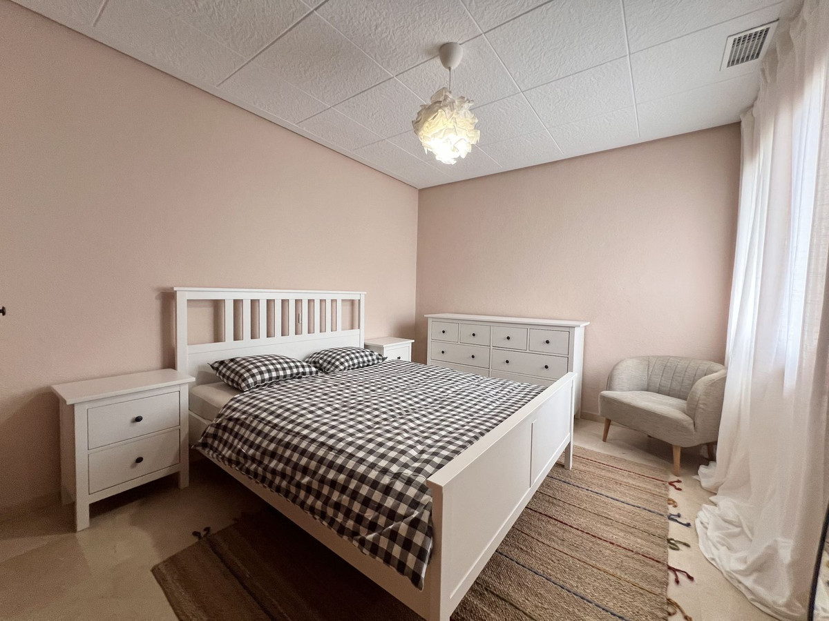 Se vende Apartamento Planta Baja de 3 dormitorios en Costa Del Sol, Málaga, España