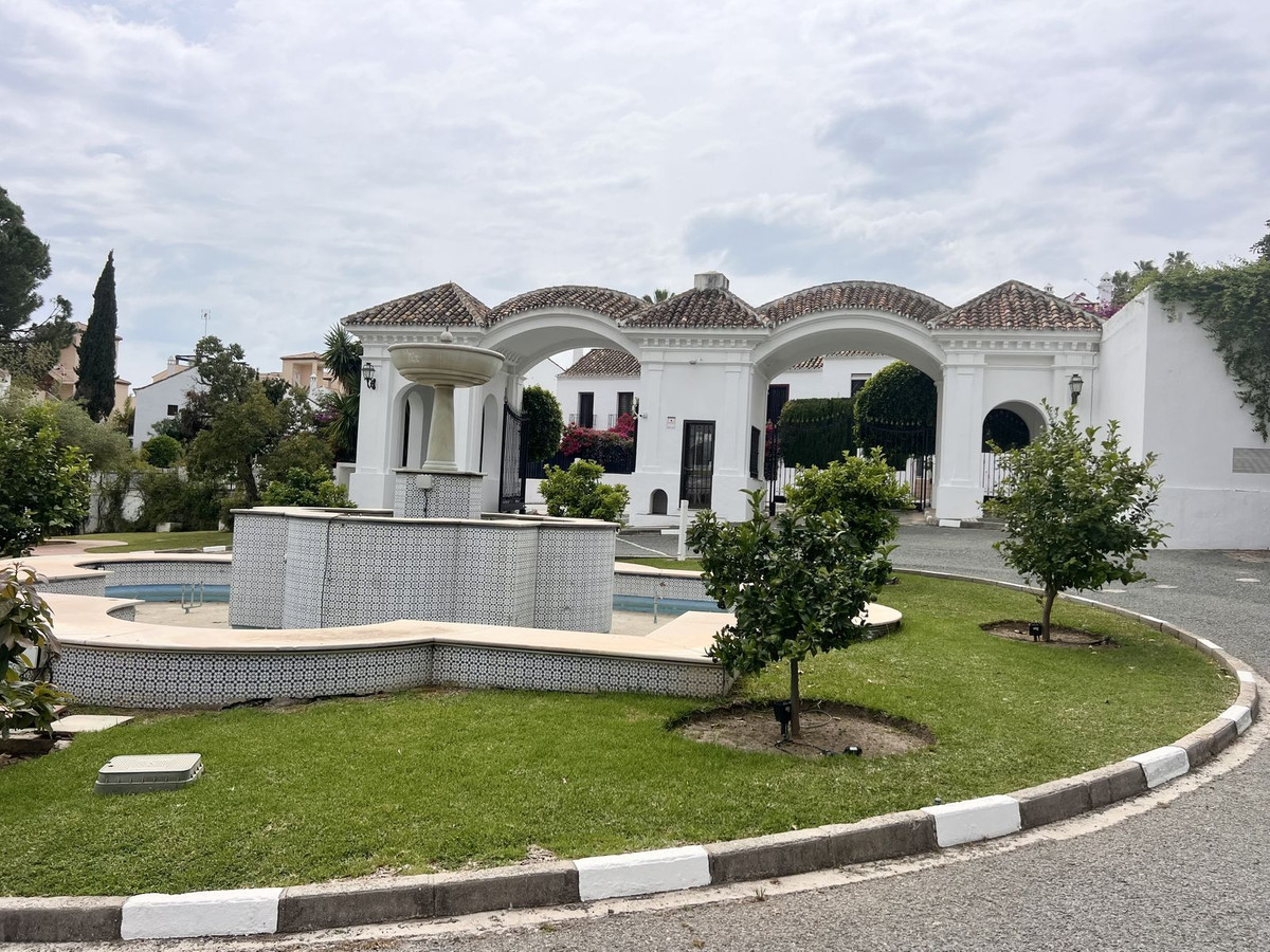 Se vende Apartamento Planta Baja de 3 dormitorios en Costa Del Sol, Málaga, España