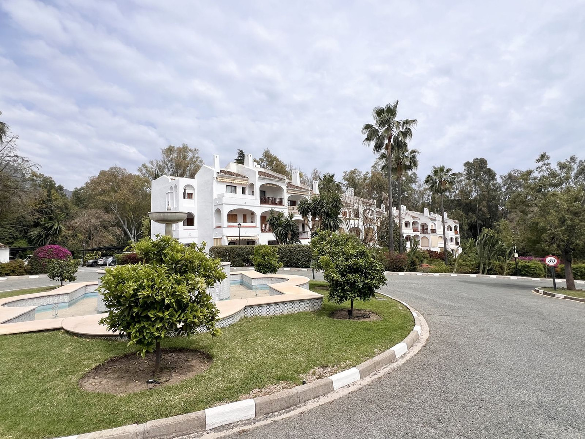 Se vende Apartamento Planta Baja de 3 dormitorios en Costa Del Sol, Málaga, España