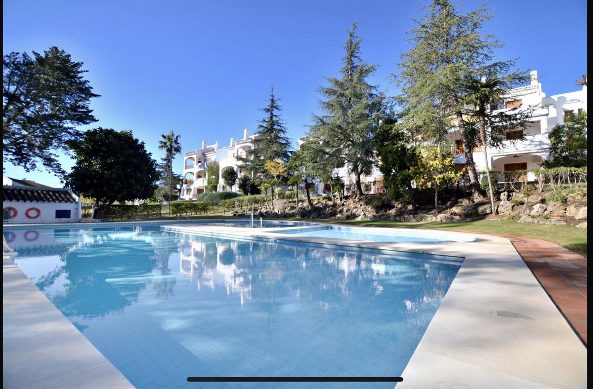 Se vende Apartamento Planta Baja de 3 dormitorios en Costa Del Sol, Málaga, España