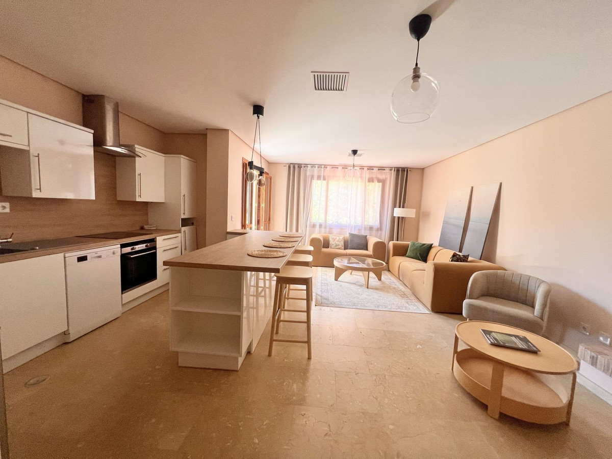Se vende Apartamento Planta Baja de 3 dormitorios en Costa Del Sol, Málaga, España