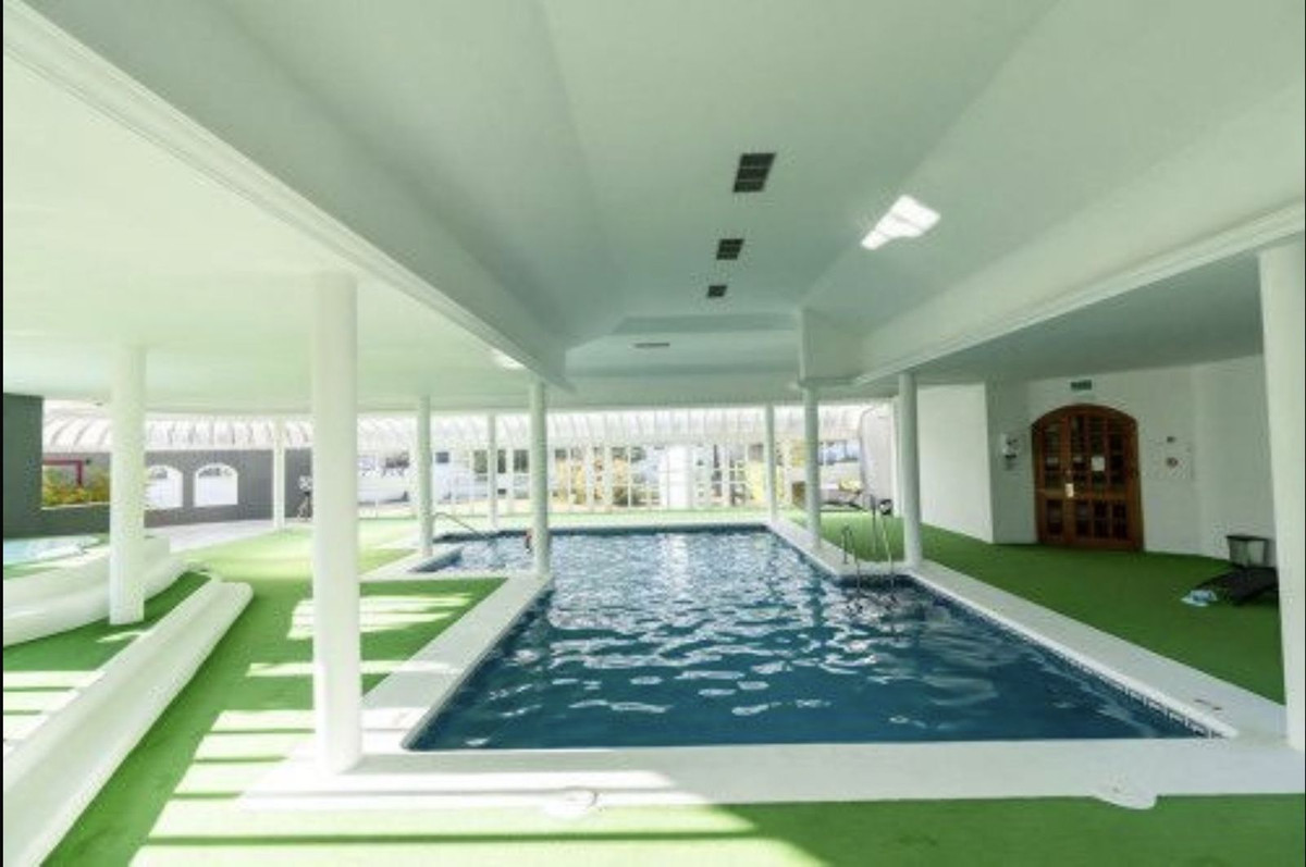 Se vende Apartamento Planta Baja de 3 dormitorios en Costa Del Sol, Málaga, España