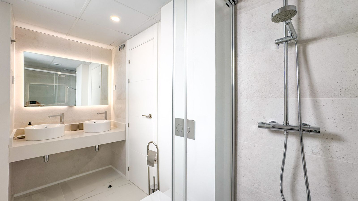 2 Bed Apartment for sale in Casares Playa Costa Del Sol, Málaga, Spain