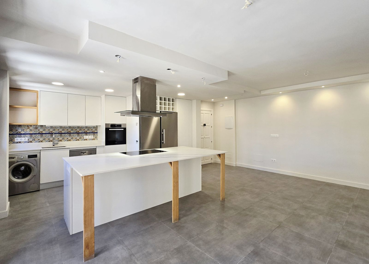 3 Bed Apartment for sale in Málaga Centro Costa Del Sol, Málaga, Spain