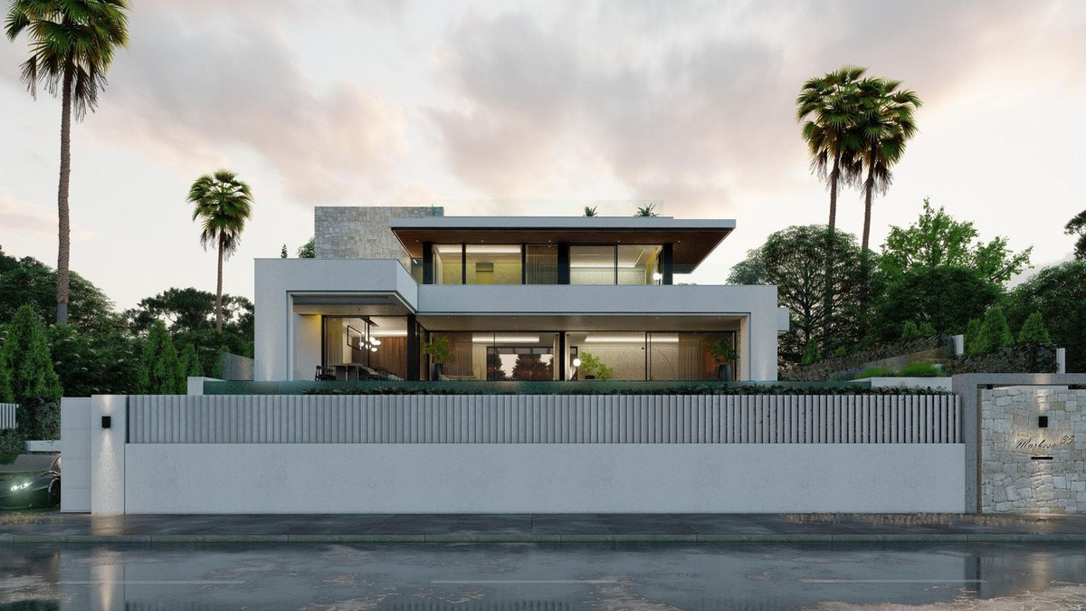 6 Bed Townhouse for sale in Marbesa Costa Del Sol, Málaga, Spain