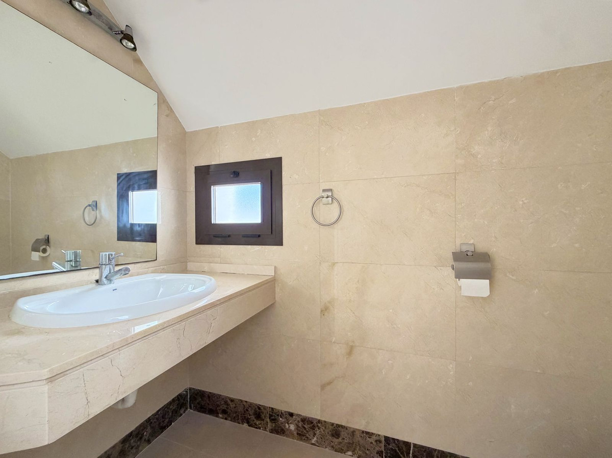 Se vende Ático de 2 dormitorios en Costa Del Sol, Málaga, España