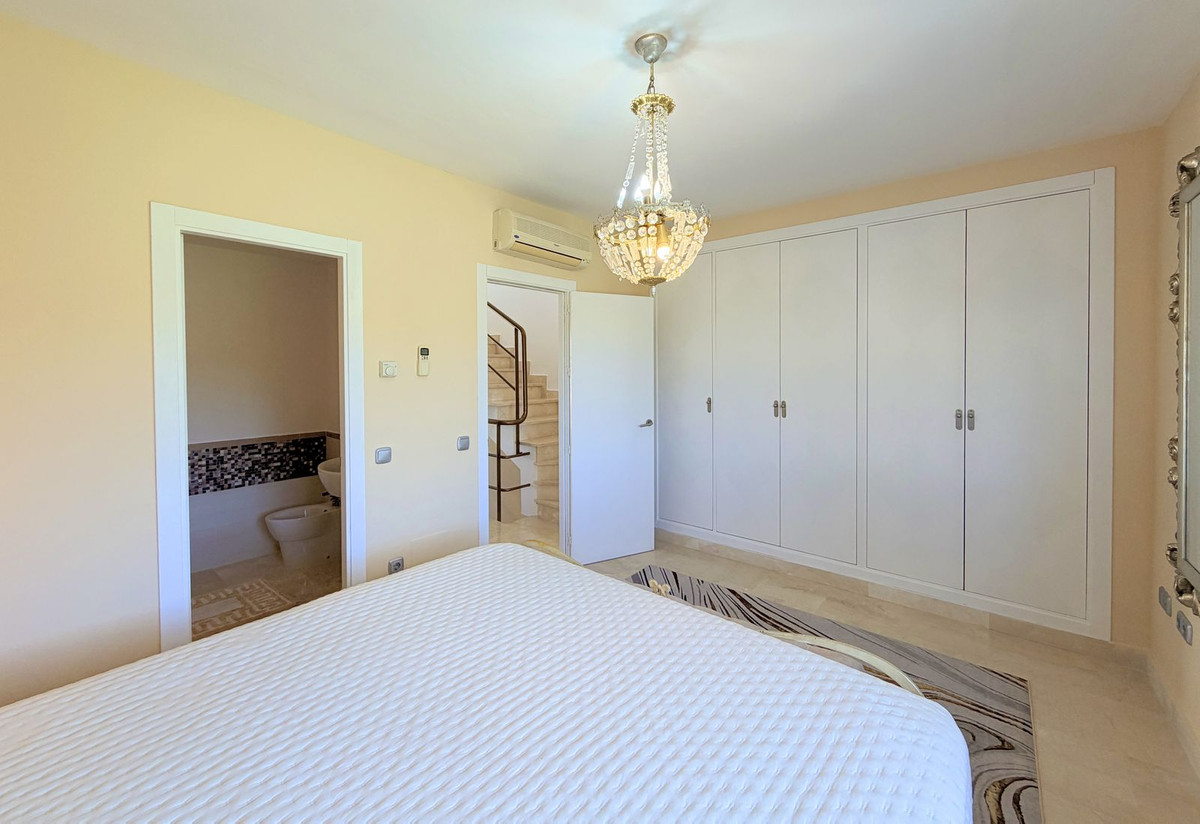 4 Bed Townhouse for sale in La Duquesa Costa Del Sol, Málaga, Spain
