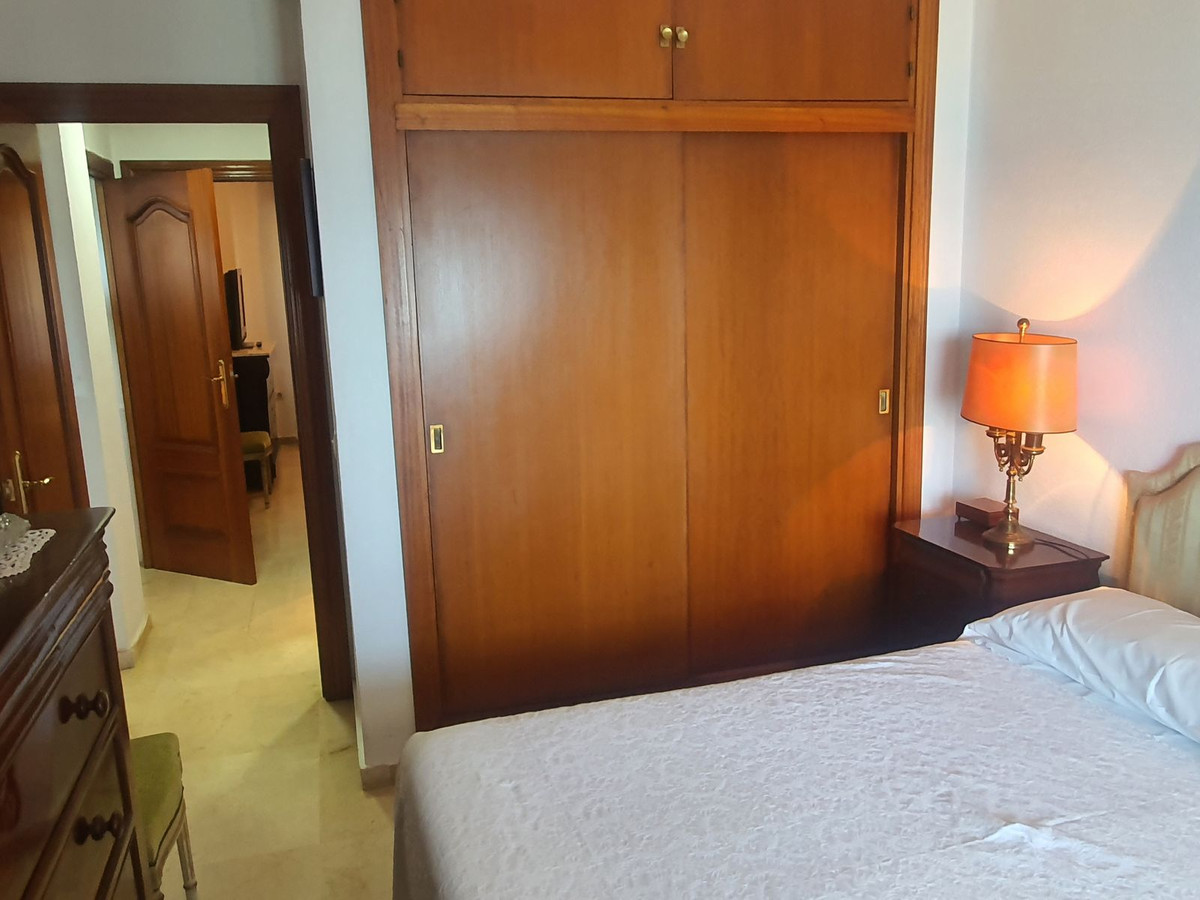 Se vende Apartamento Planta Media de 3 dormitorios en Costa Del Sol, Málaga, España