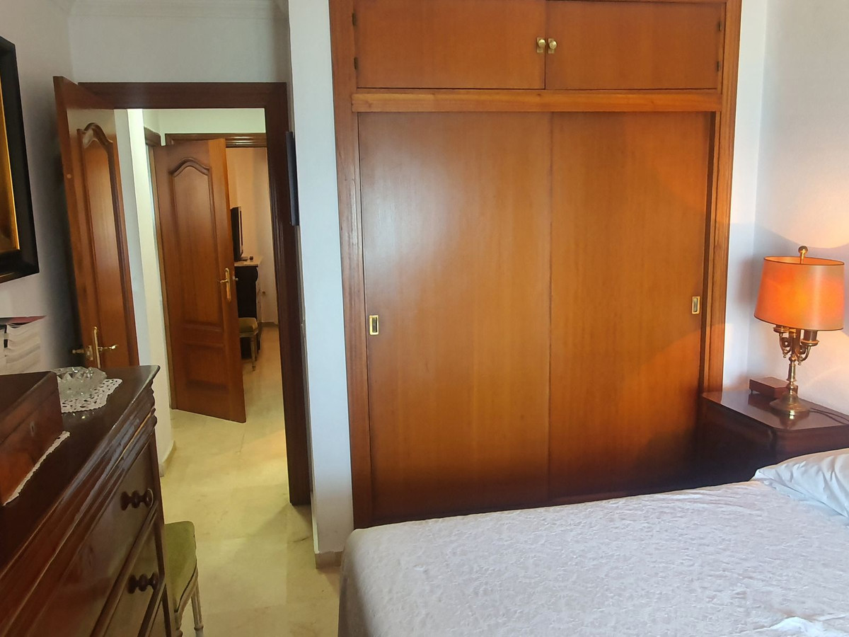 Se vende Apartamento Planta Media de 3 dormitorios en Costa Del Sol, Málaga, España