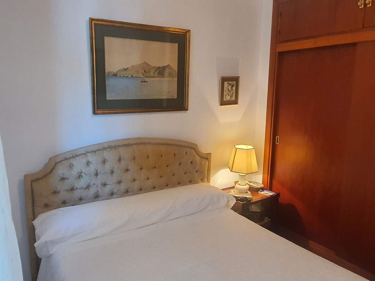 Se vende Apartamento Planta Media de 3 dormitorios en Costa Del Sol, Málaga, España