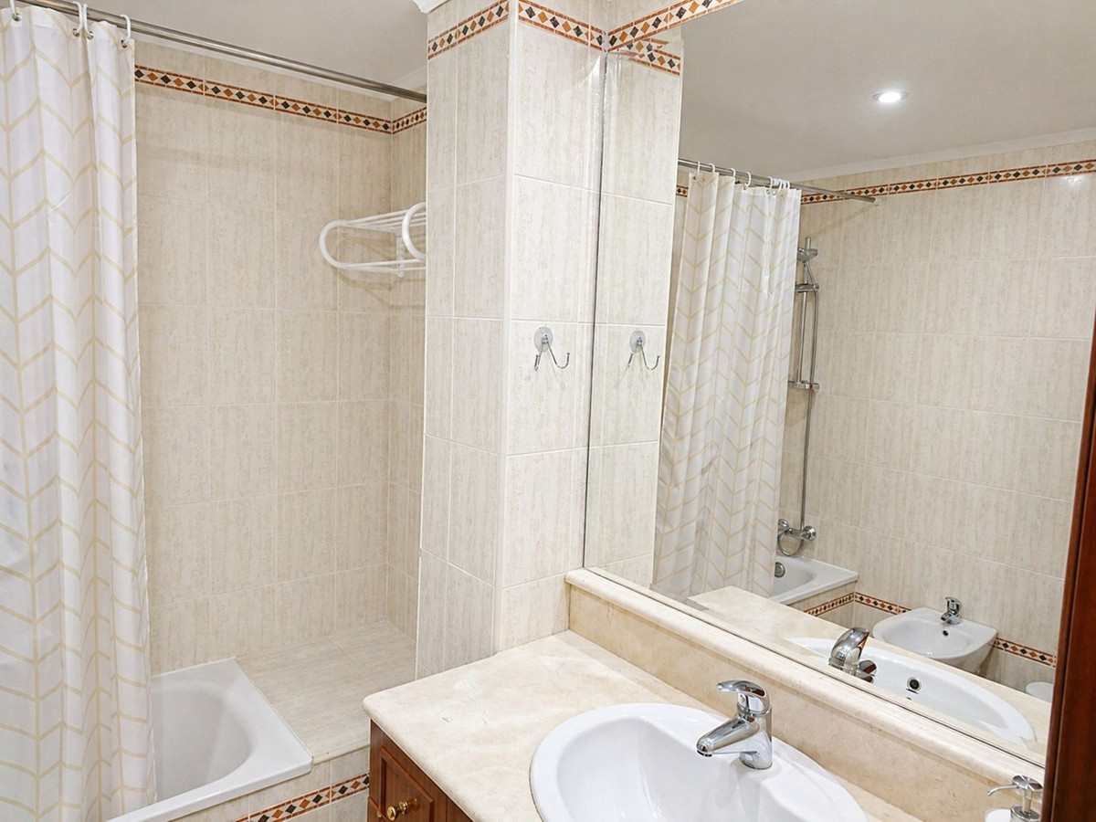 Se vende Dúplex de 2 dormitorios en Costa Del Sol, Málaga, España
